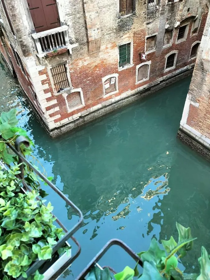 Luxury Apartment Near Rialto Bridge 威尼斯