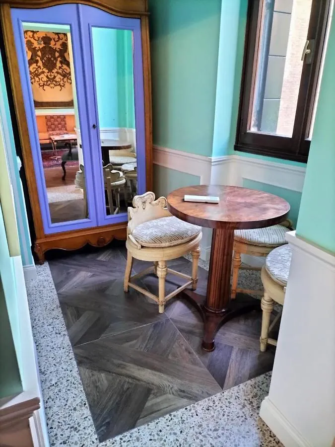 Luxury Apartment Near Rialto Bridge 威尼斯